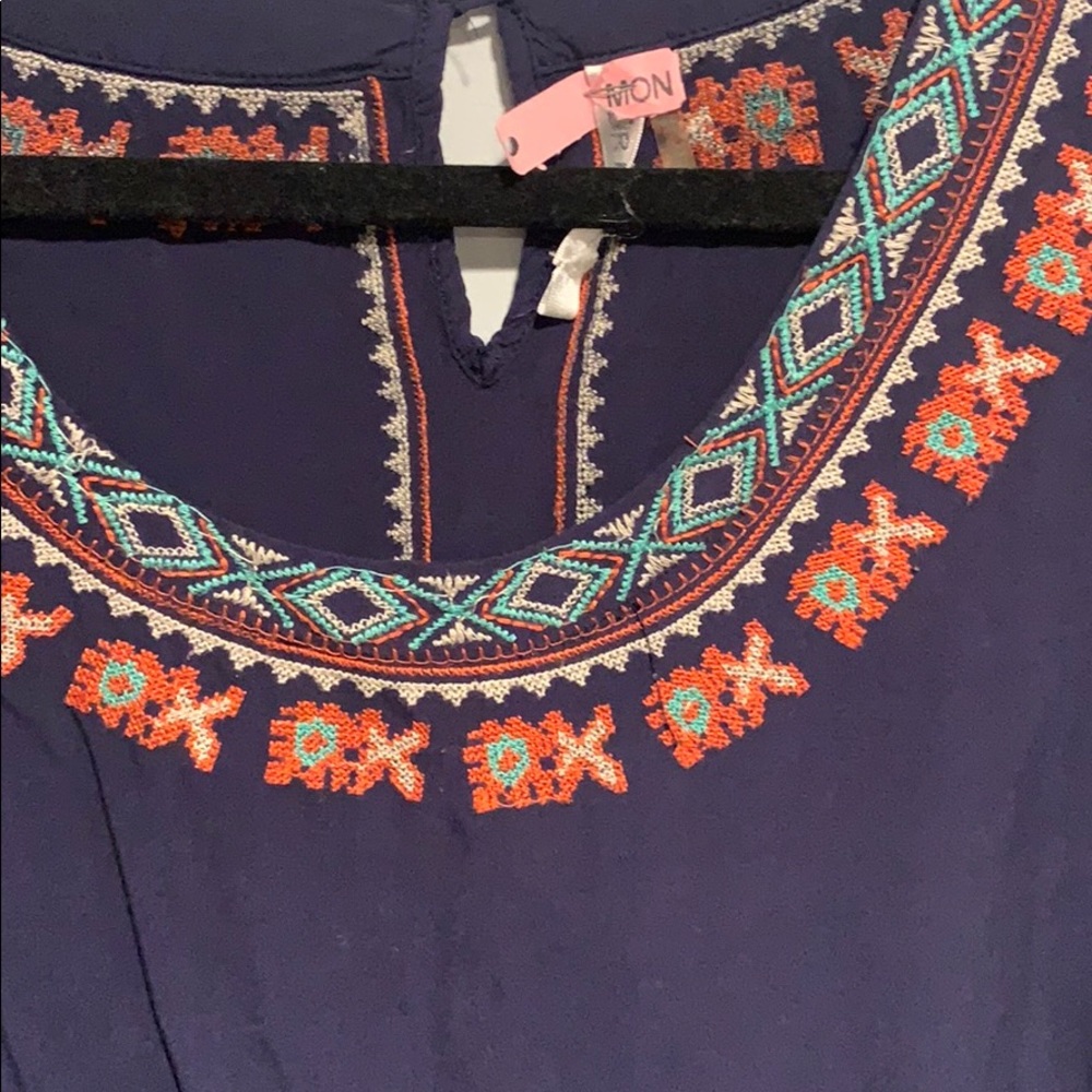 Tunic - Picture 2 of 3